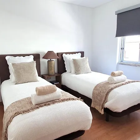 Afonso Galo Guest I Holiday home *